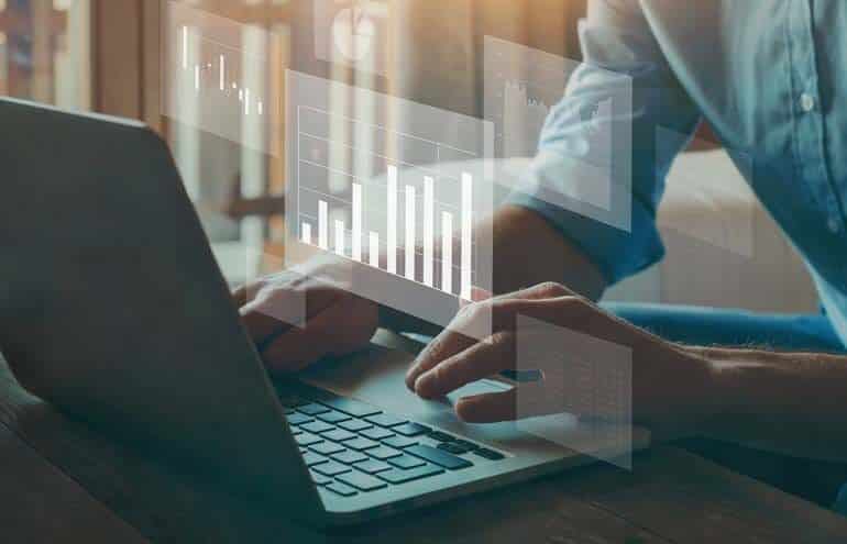 Navigating the 2024 U.S. Job Market: Employment and Unemployment Challenges and Trends